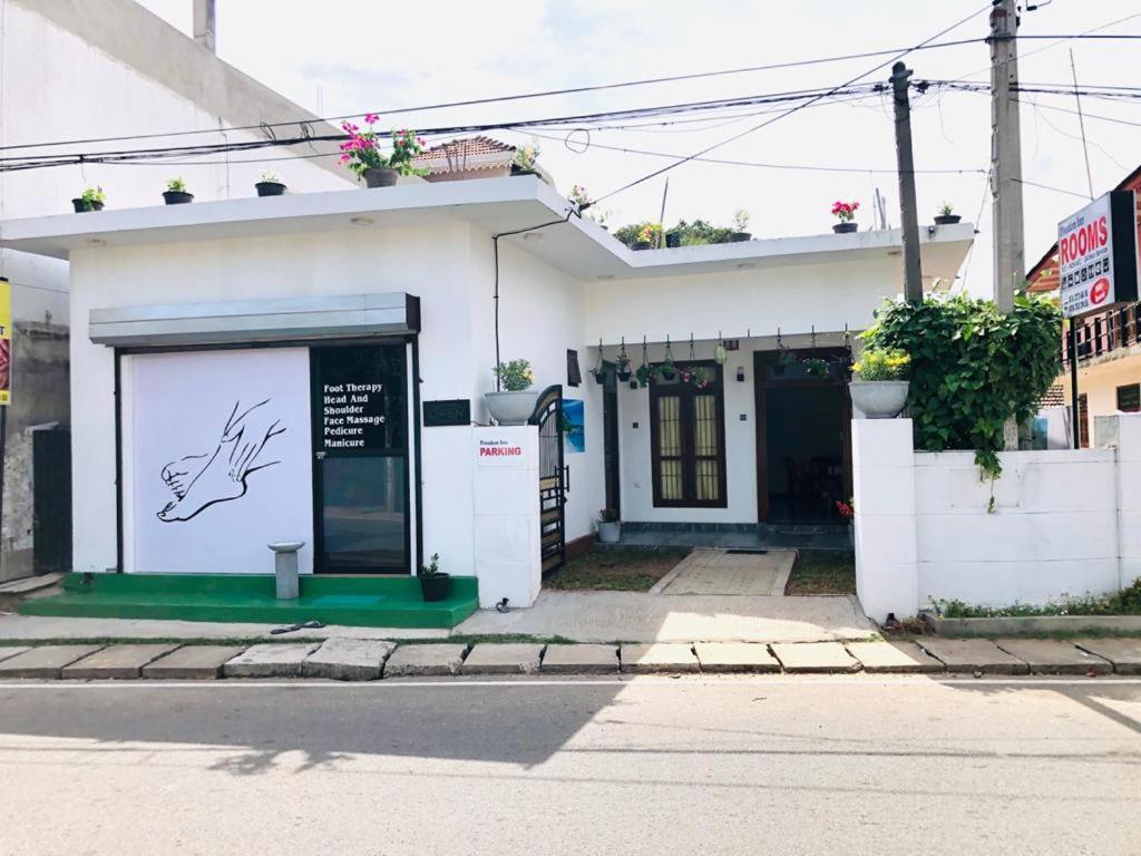 Freedom Inn Negombo Zewnętrze zdjęcie