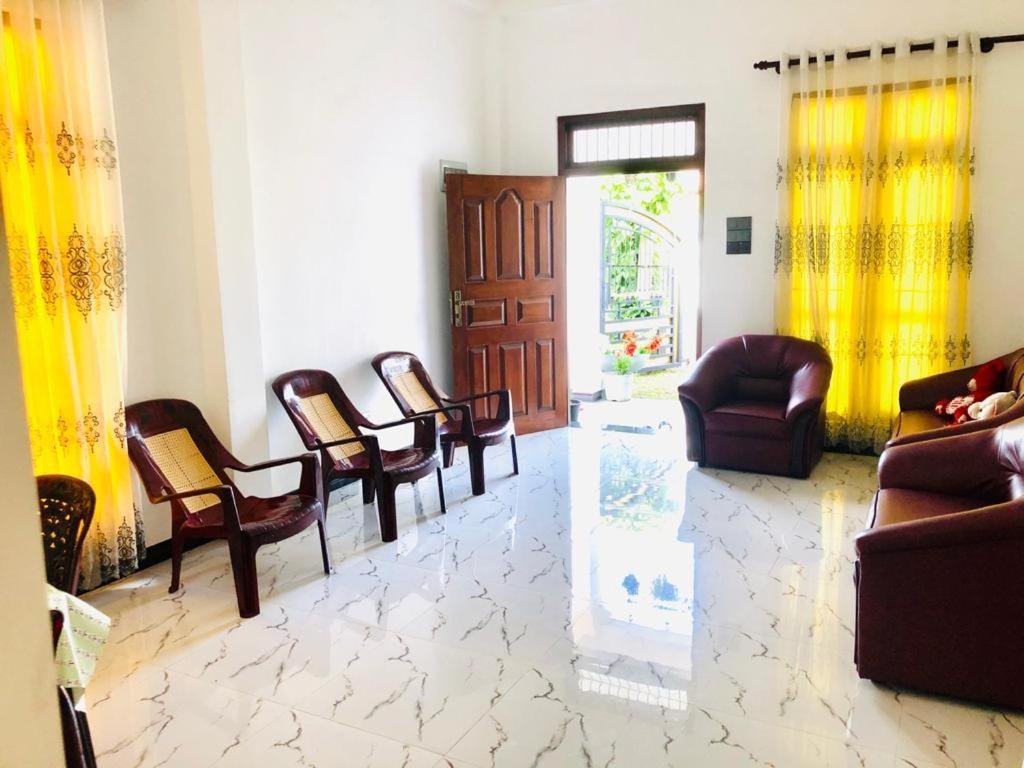 Freedom Inn Negombo Zewnętrze zdjęcie